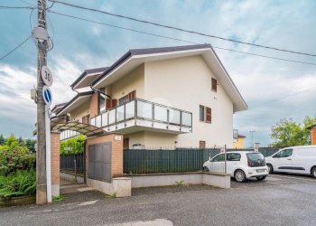 Four-room apartment Via Garibaldi, San Gillio - photo 36