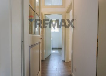 Monolocale Via Cavone, 29 
 Iseo, Iseo - foto 8