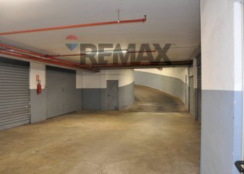 Garage - Parking Corso Monte Cucco, 59 
 Pozzo Strada, Torino (neighborhood Pozzo Strada) - photo 1