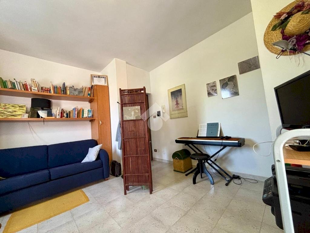 One-room apartment Via Nino Costa, Airasca - photo 2