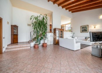 Villa Via Beatrice da Lorena, Canossa - foto 7