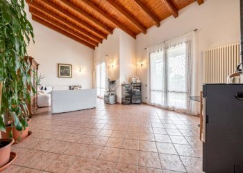 Villa Via Beatrice da Lorena, Canossa - foto 8