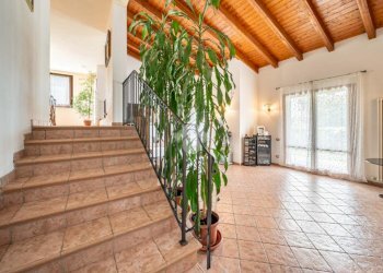 Villa Via Beatrice da Lorena, Canossa - foto 9