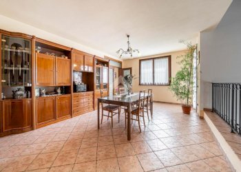 Villa Via Beatrice da Lorena, Canossa - foto 11