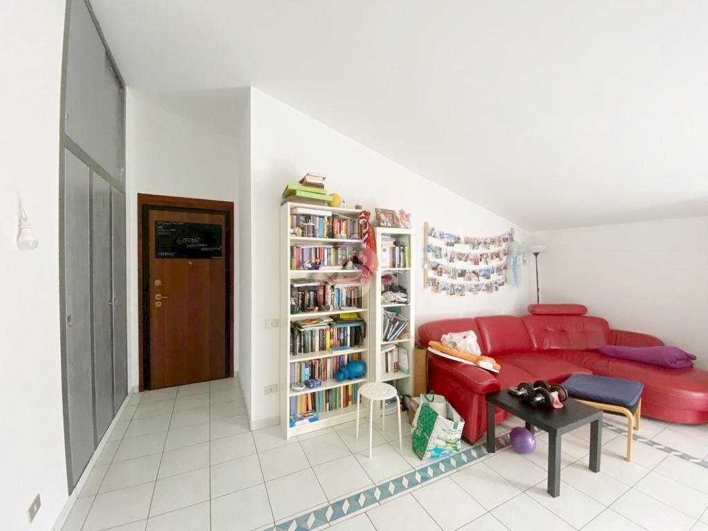 Four-room apartment Via torino, Cafasse - photo 3