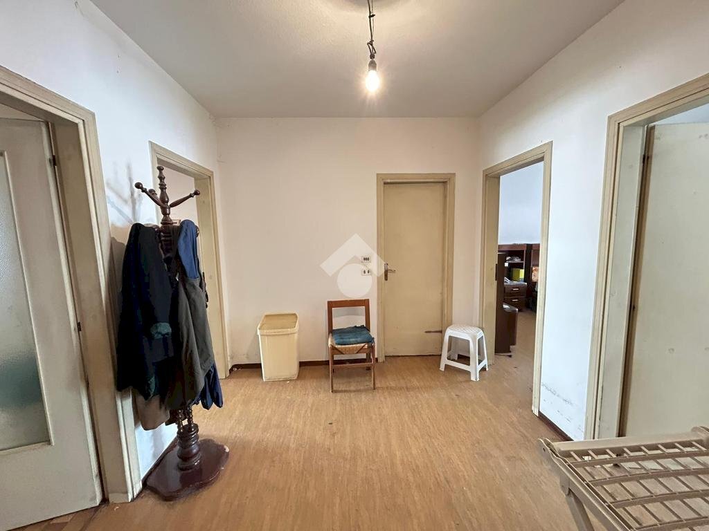 Four-room apartment Viale Partigiani, Collegno - photo 1