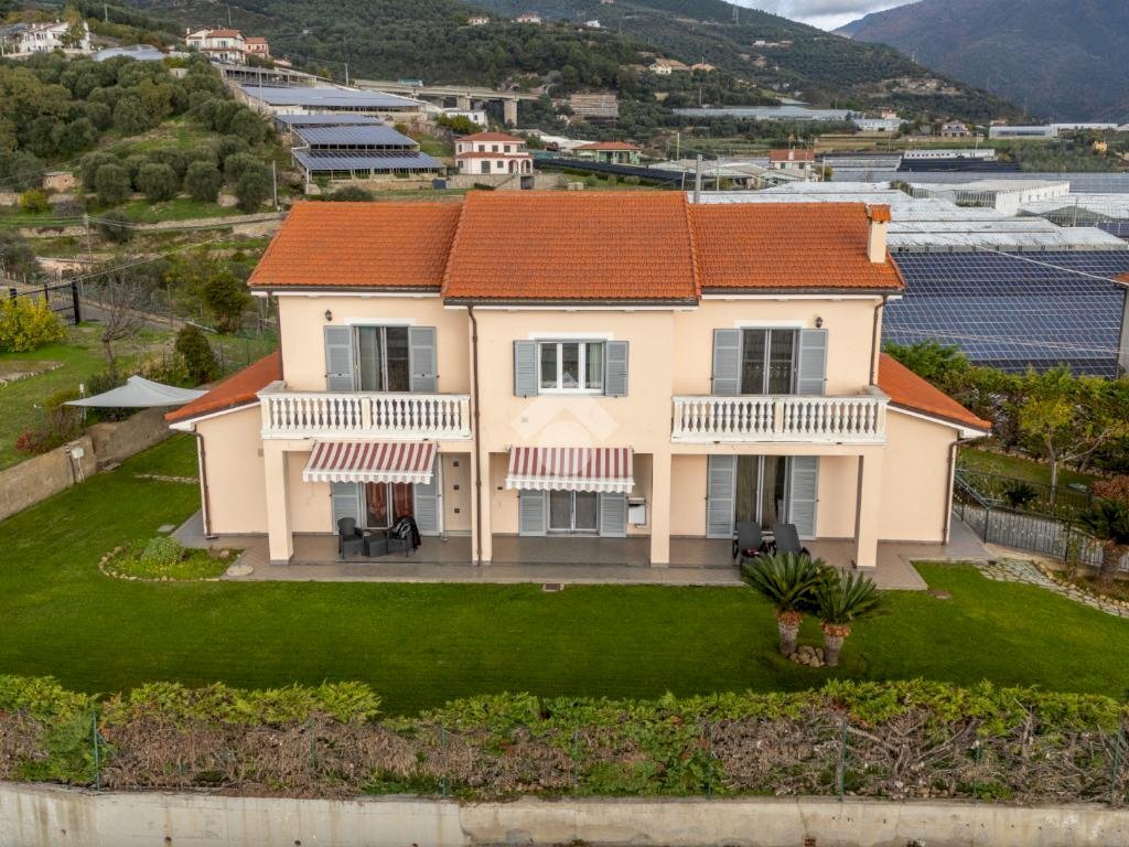Villa Regione Settemonti, Taggia - photo 2