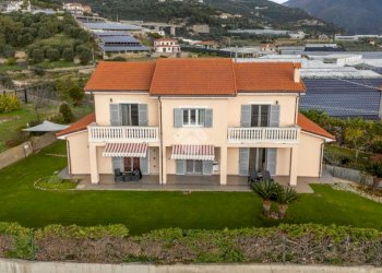 Villa Regione Settemonti, Taggia - photo 2