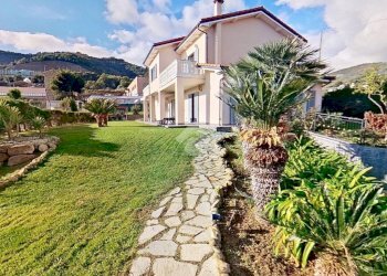 Villa Regione Settemonti, Taggia - photo 5