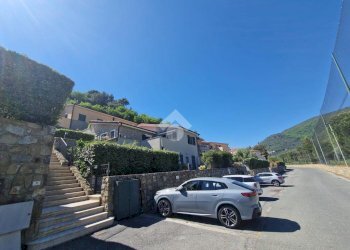 Three-room apartment Str. per I Piani, Castellaro - photo 4