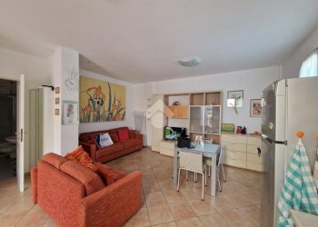 Three-room apartment Str. per I Piani, Castellaro - photo 6