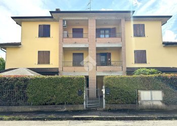 Trilocale Via Seneca, Reggio nell'Emilia - foto 1