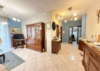 Three-room apartment Via Roma, Collegno - photo 2