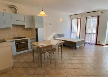 One-room apartment Via Ciro Menotti, Cesena - photo 3