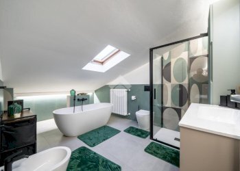 Three-room apartment Via Guido Dorso, Reggio nell'Emilia - photo 6