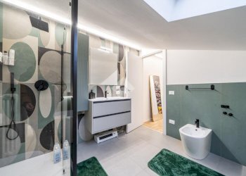 Three-room apartment Via Guido Dorso, Reggio nell'Emilia - photo 7