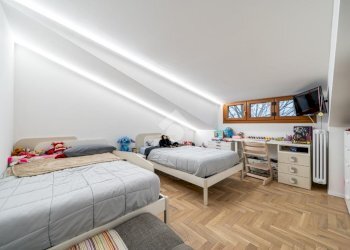 Three-room apartment Via Guido Dorso, Reggio nell'Emilia - photo 12