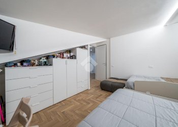 Three-room apartment Via Guido Dorso, Reggio nell'Emilia - photo 14