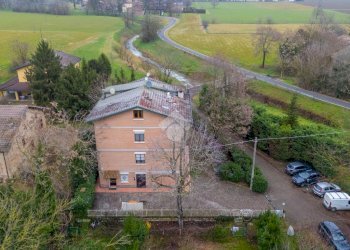 Three-room apartment Via Guido Dorso, Reggio nell'Emilia - photo 23