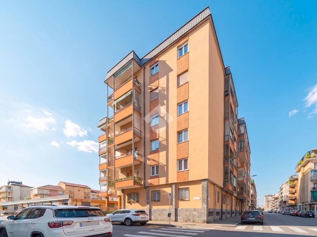 Three-room apartment Via don murialdo, Torino (neighborhood Pozzo Strada) - photo 2