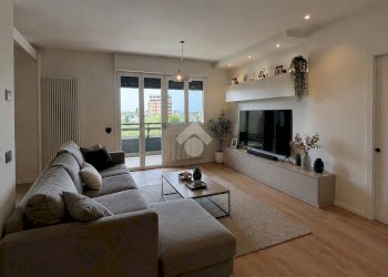 Apartment Via Rivoluzione D'Ottobre, Reggio nell'Emilia - photo 3