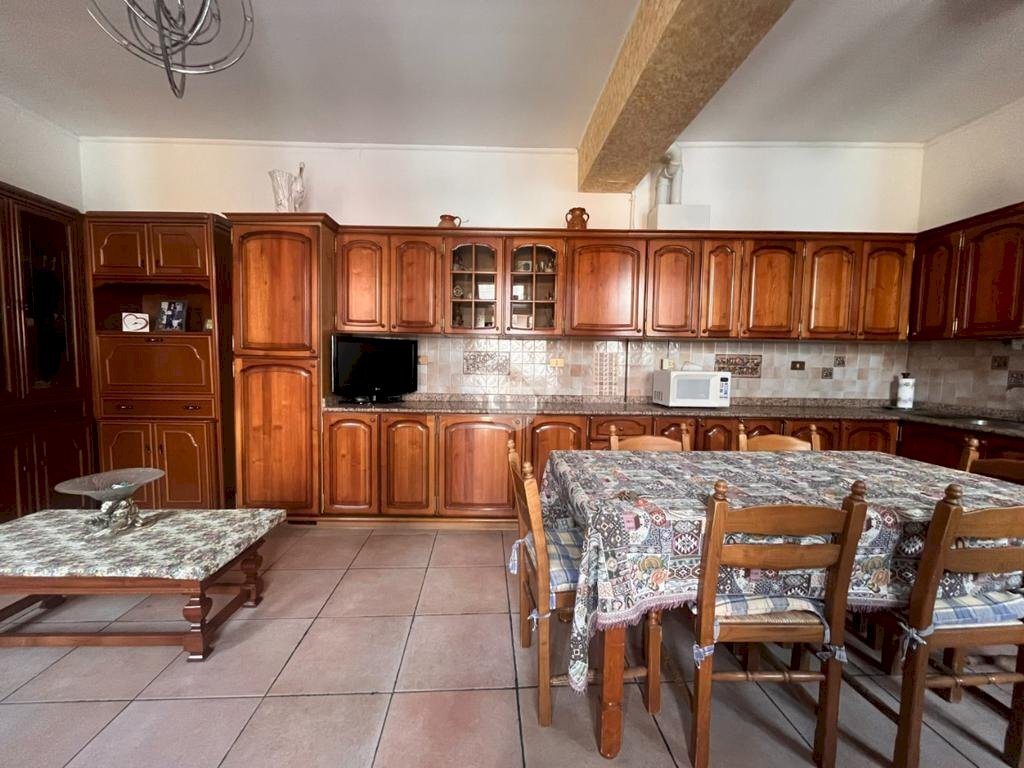 Three-room apartment Piazza Castello, Abbiategrasso - photo 3