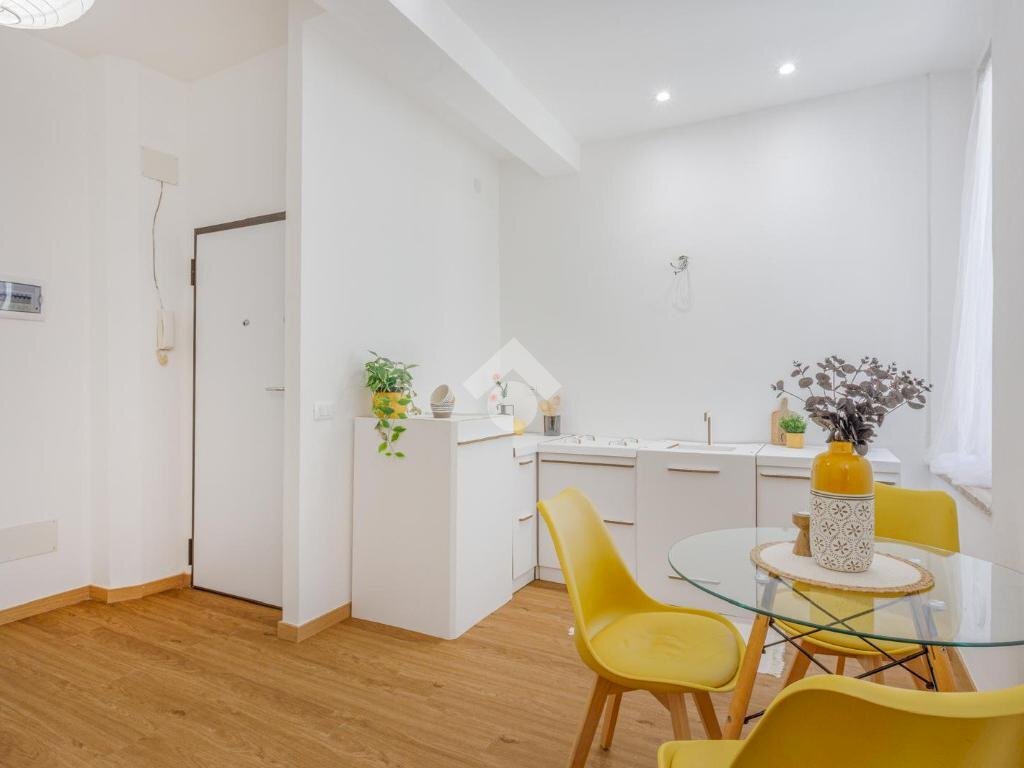 Three-room apartment Via San Paolo, Reggio nell'Emilia - photo 1