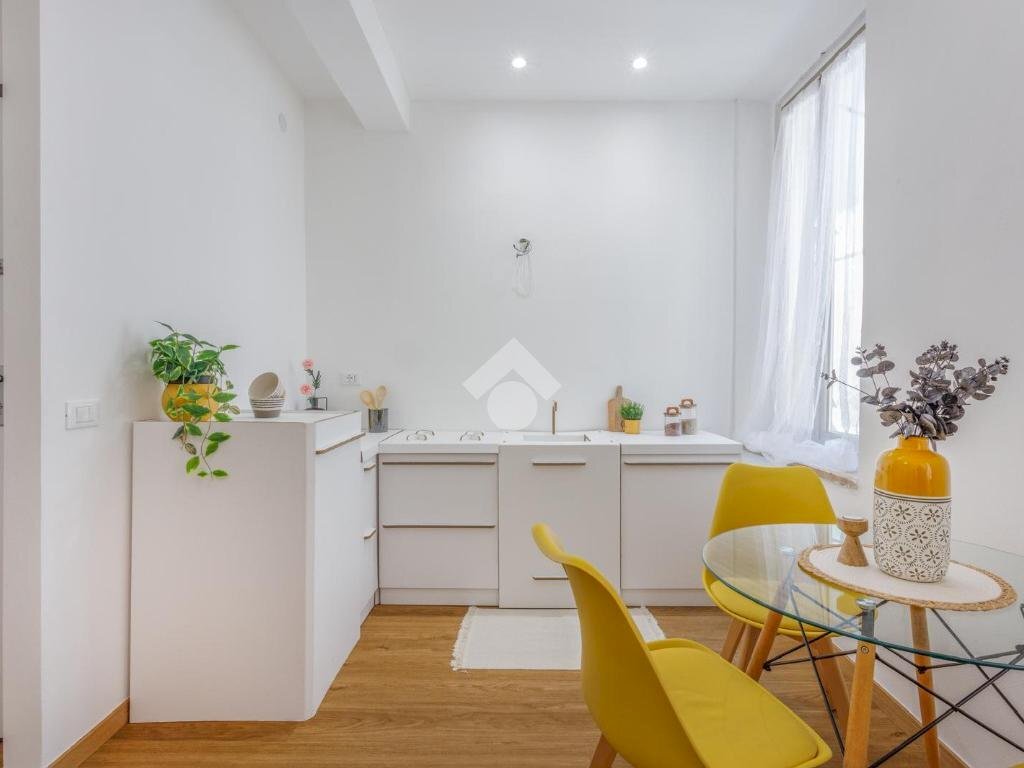 Three-room apartment Via San Paolo, Reggio nell'Emilia - photo 2