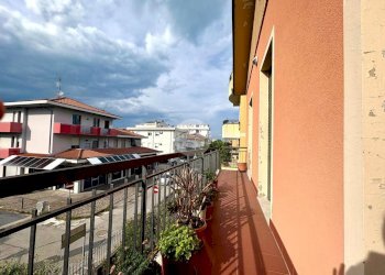 Four-room apartment Viale Gebel, Rimini - photo 1