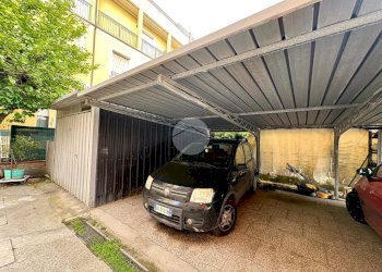 Four-room apartment Viale Gebel, Rimini - photo 19