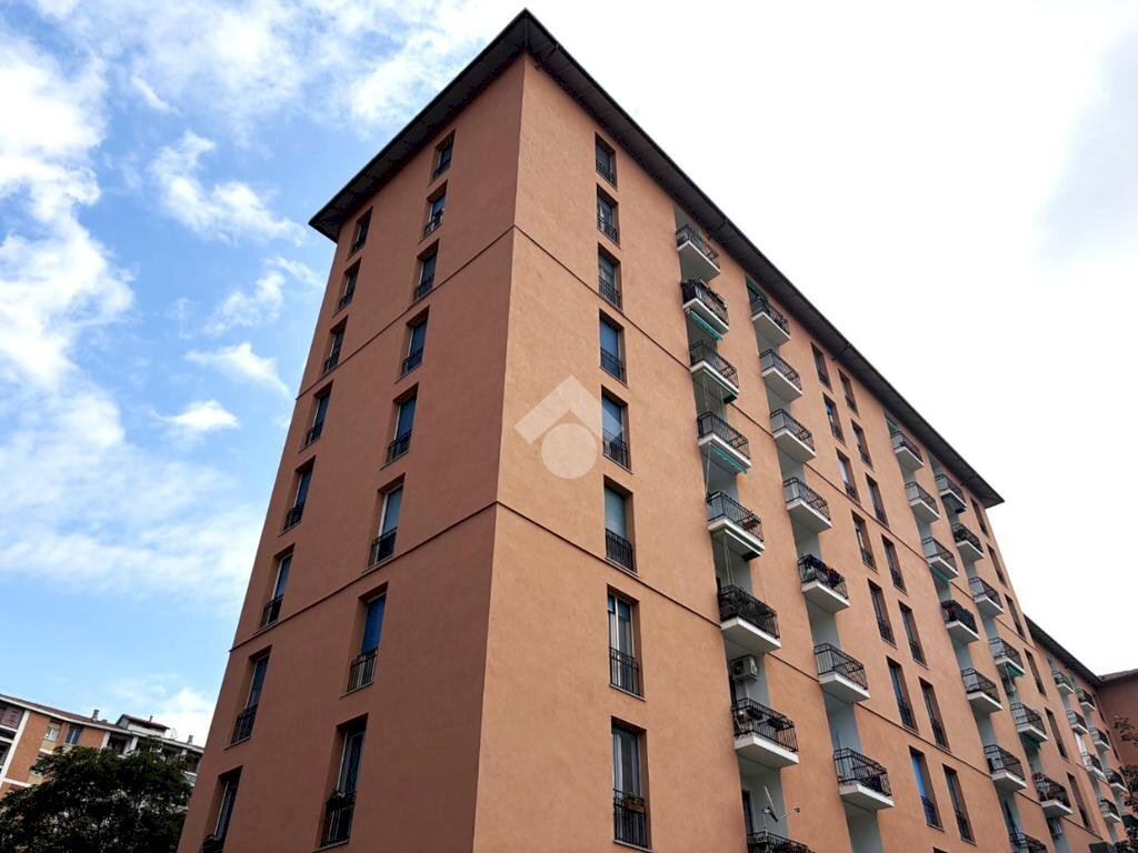 Three-room apartment Via Uruguay, Milano (neighborhood Gallaratese) - photo 1