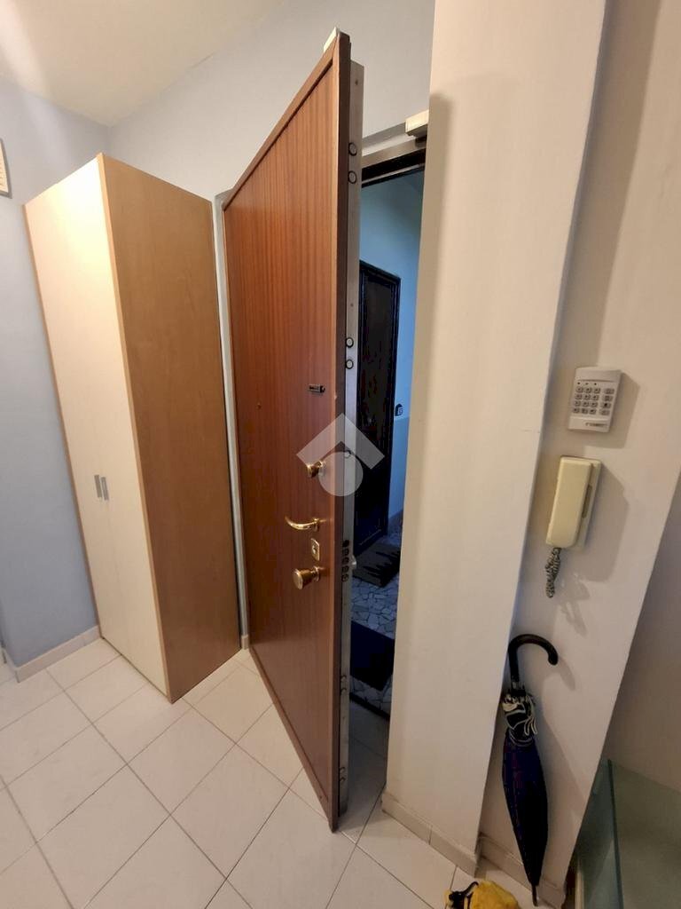 Two-room apartment Via Genova, Torino (neighborhood Nizza Millefonti) - photo 2