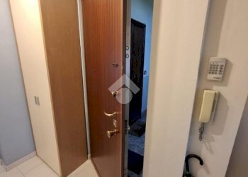 Two-room apartment Via Genova, Torino (neighborhood Nizza Millefonti) - photo 2