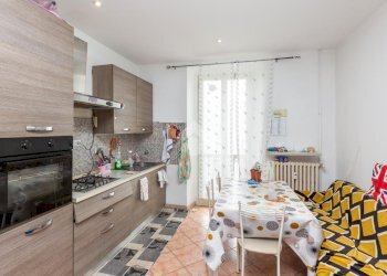 Three-room apartment Via Borriana, Torino (neighborhood Regio Parco) - photo 3