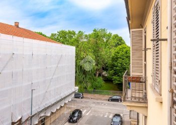Three-room apartment Via Borriana, Torino (neighborhood Regio Parco) - photo 12