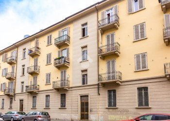 Three-room apartment Via Borriana, Torino (neighborhood Regio Parco) - photo 20