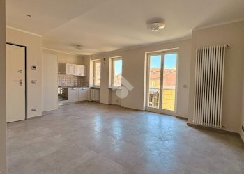 Three-room apartment Corso Alfieri, Asti - photo 1