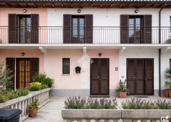Four-room apartment Via scazzola, Alessandria - photo 1