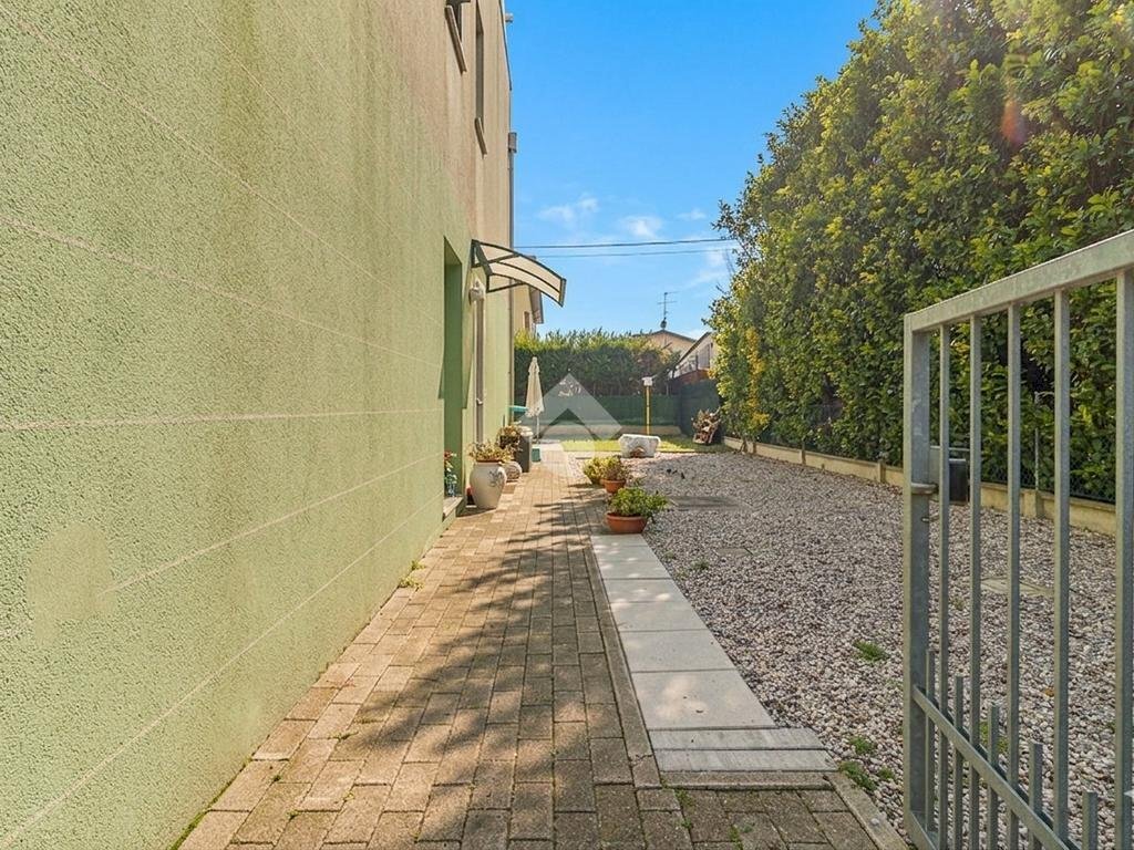 Quadrilocale Via Reale, Ravenna (zona Camerlona) - foto 2