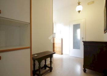 Two-room apartment Via del Giglio, Bologna (neighborhood Santa Viola) - photo 9