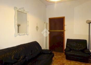 Three-room apartment Zona San Giorgio, Ferrara - photo 2