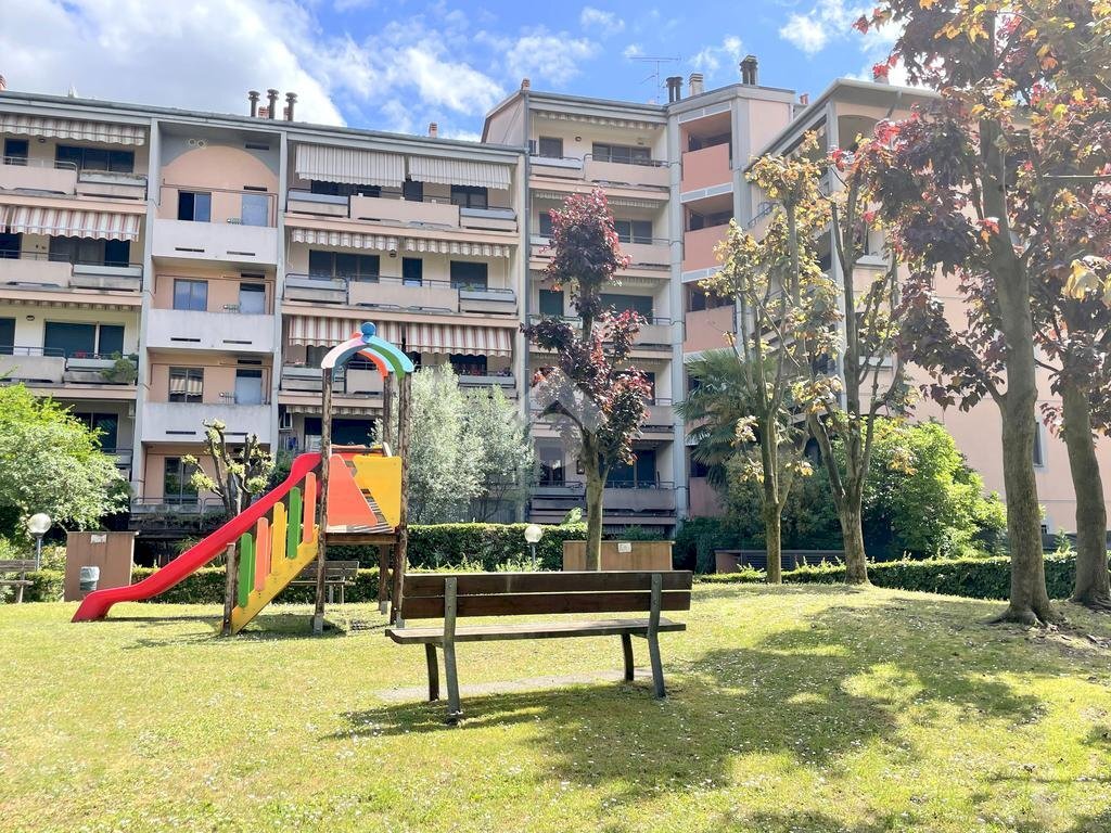 Three-room apartment Via Cristoforo Colombo, Cornaredo - photo 1