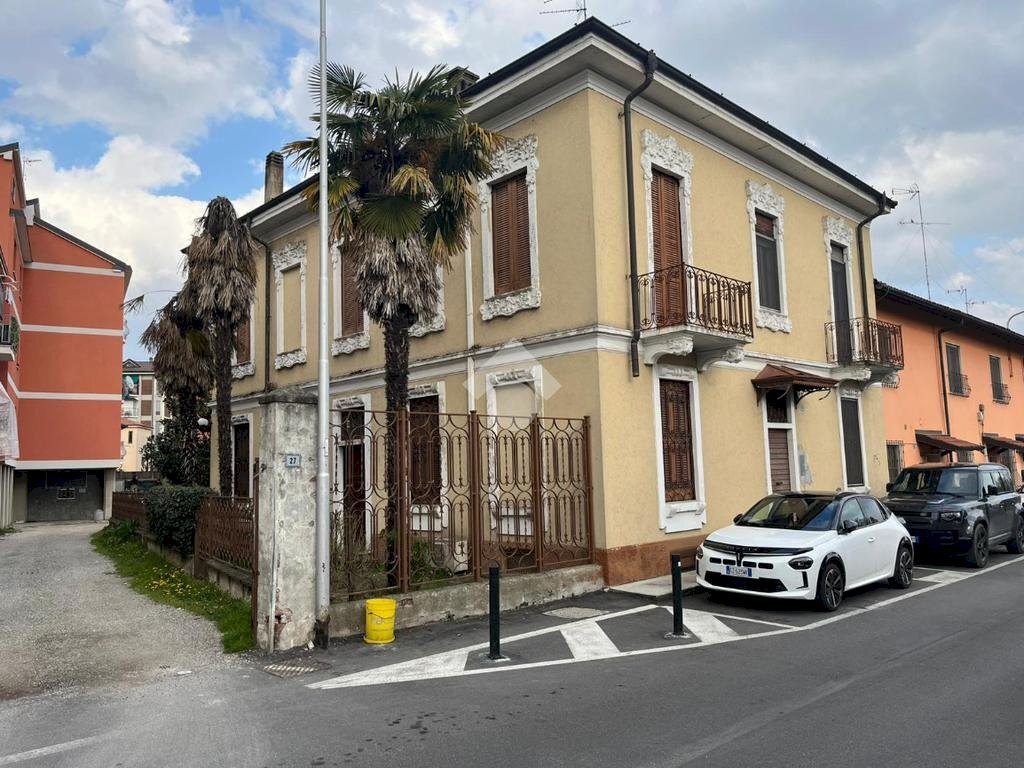 Casa semi indipendente Via Volturno, Melegnano - foto 1