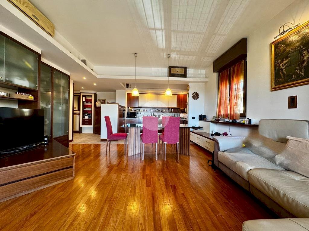 Three-room apartment via don puglisi, Peschiera Borromeo - photo 1