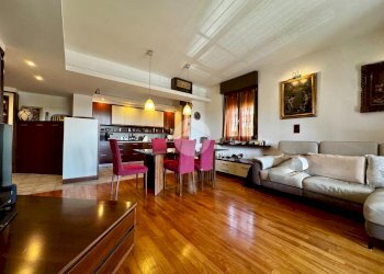 Three-room apartment via don puglisi, Peschiera Borromeo - photo 7
