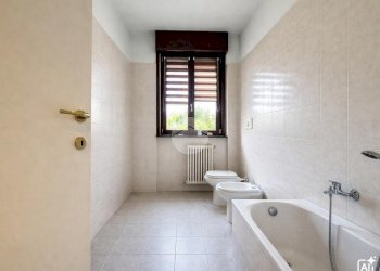 Three-room apartment via don puglisi, Peschiera Borromeo - photo 19