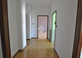 Three-room apartment Settimo Torinese, Settimo Torinese - photo 2