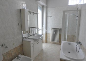 Three-room apartment Settimo Torinese, Settimo Torinese - photo 24