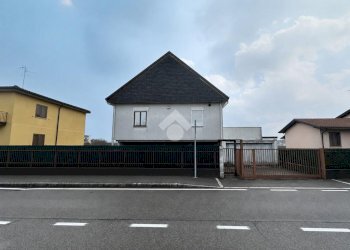 Villa Via Eugenio Curiel, Trezzo sull'Adda - photo 11