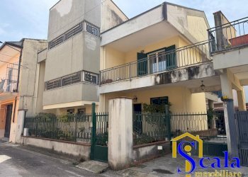 Foto 1 - Villa II traversa di via veneto, Curti - photo 1
